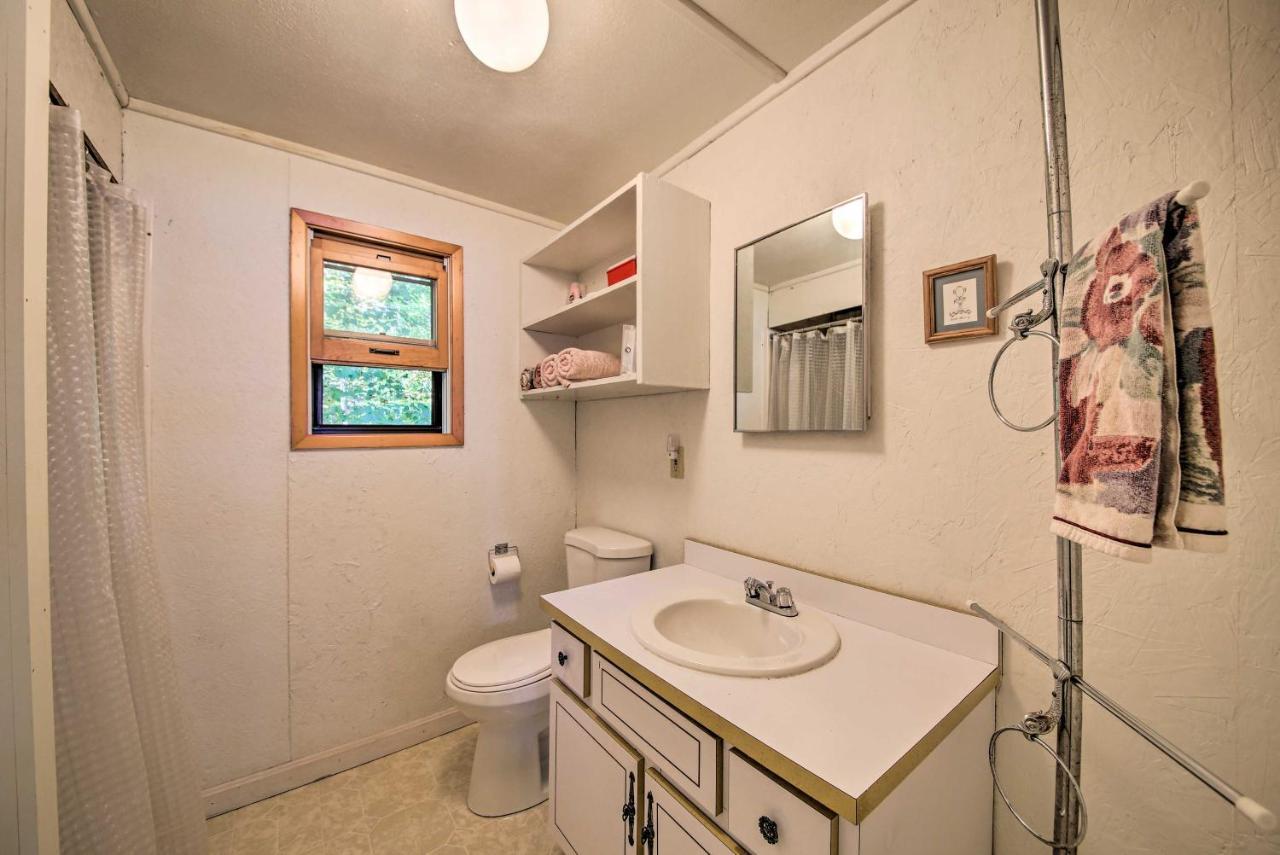 Rustic Retreat Across From Lake Family Friendly! Union Zewnętrze zdjęcie